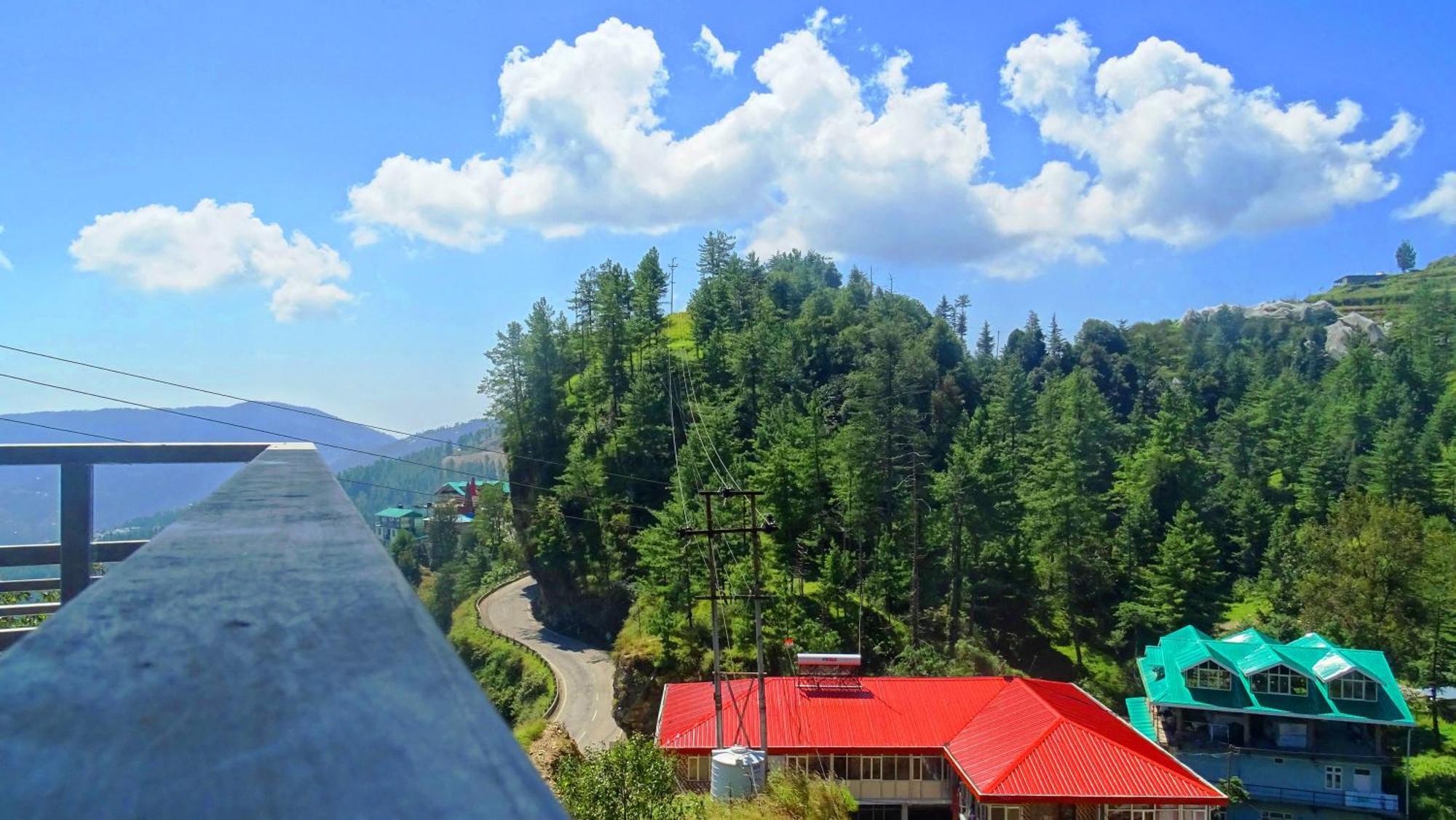 Humble Holiday Inn Kufri Simla ภายนอก รูปภาพ